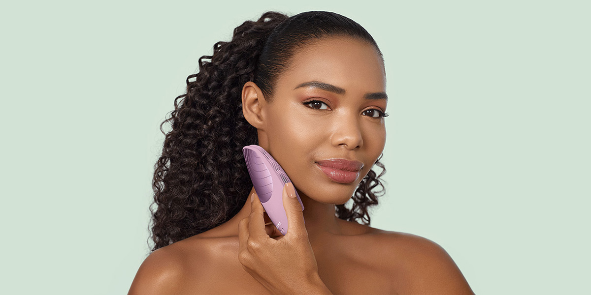 SONICZNA SZCZOTECZKA TERMICZNA DO TWARZY 6W1 GESKE Z APLIKACJĄ