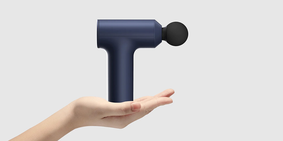 Xiaomi Massage Gun Mini - Waży tyle, co butelka z wodą