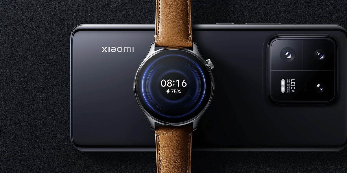 Xiaomi Watch S1 Pro - Odwrócone ładowanie bezprzewodowe pozwala utrzymać zasilanie Twojego zegarka