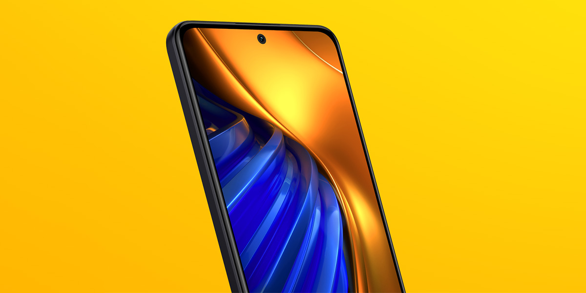 Niewielki otwór obiektywu przedniego