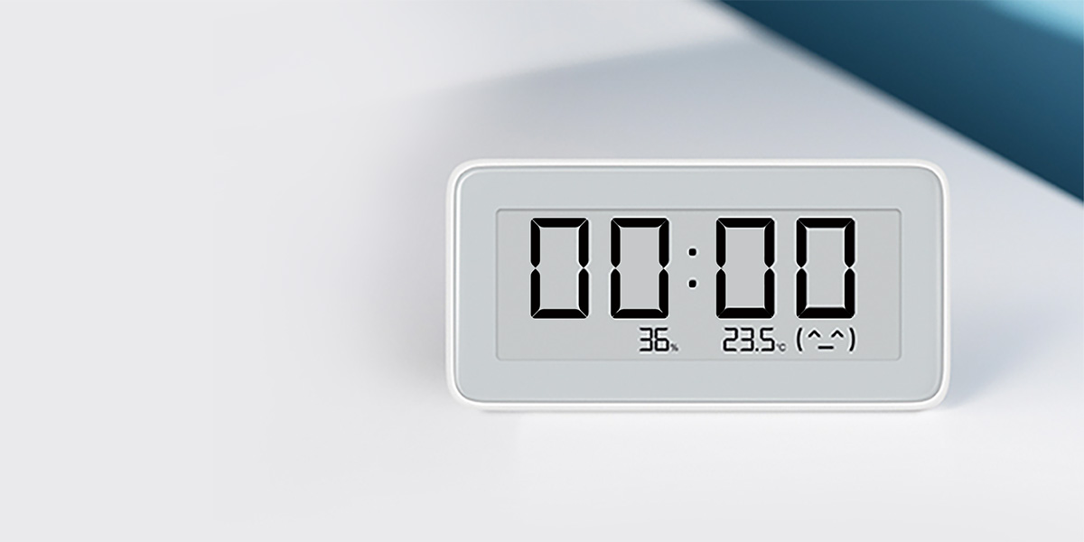 Zegar z wieloma strefami czasowymi