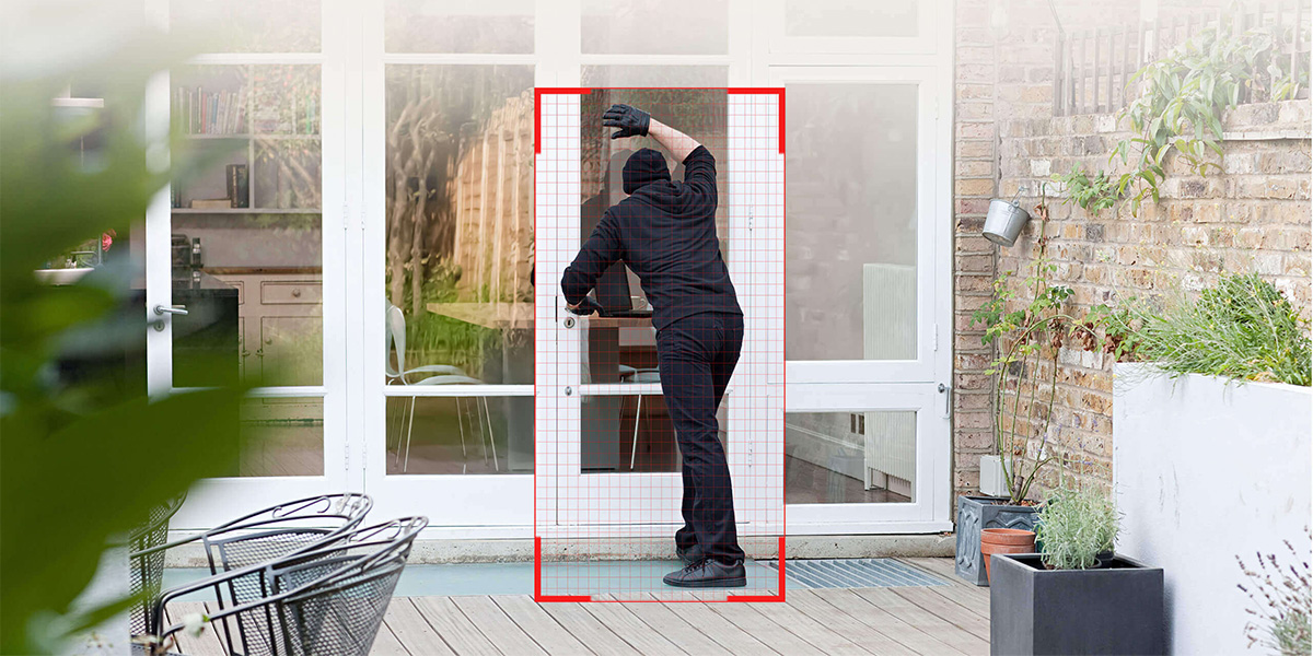 Alarm w przypadku nietypowej aktywności na zewnątrz